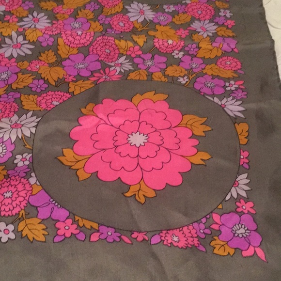 All Silk Hand Rolled Vintage Floral Scarf RN 3988 Made in Japan - Picture 2 of 6